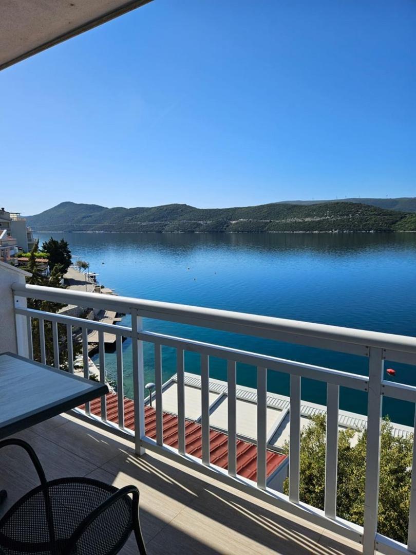 Apartments Villa Dom Неум Екстер'єр фото